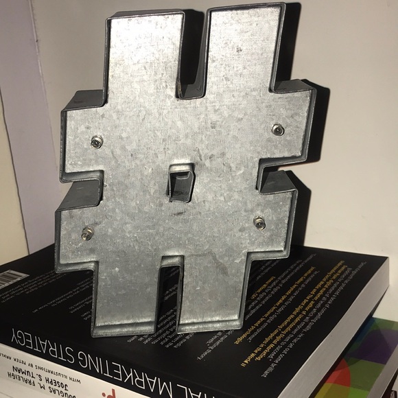 Light up Hashtag sign - Picture 1 of 4